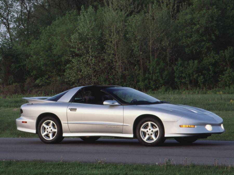  Pontiac Firebird Trans Am 1993 года  (фото 14 из 16)